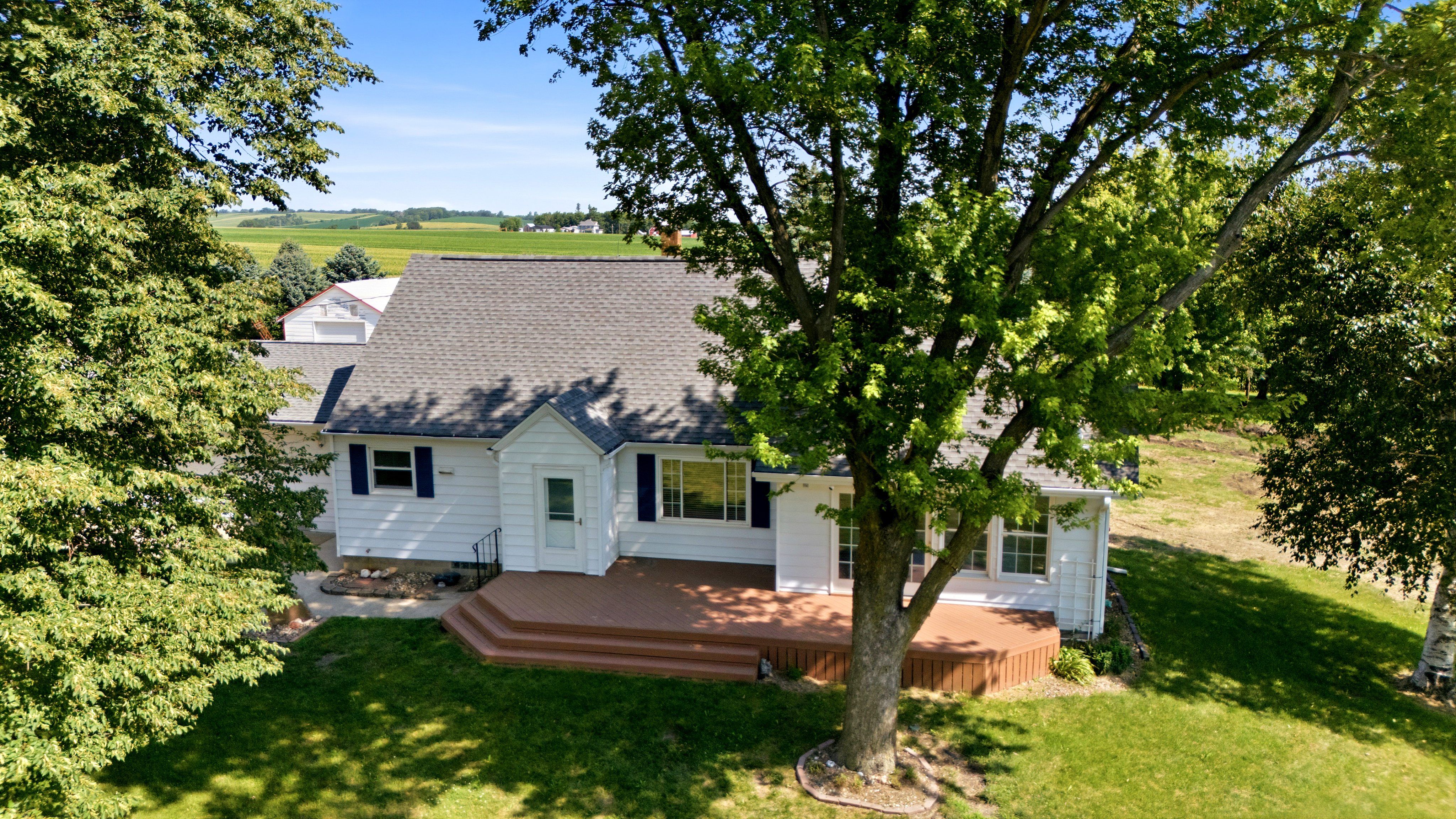 Listing Photo: 40-501 28481_Grand_Ave_drone